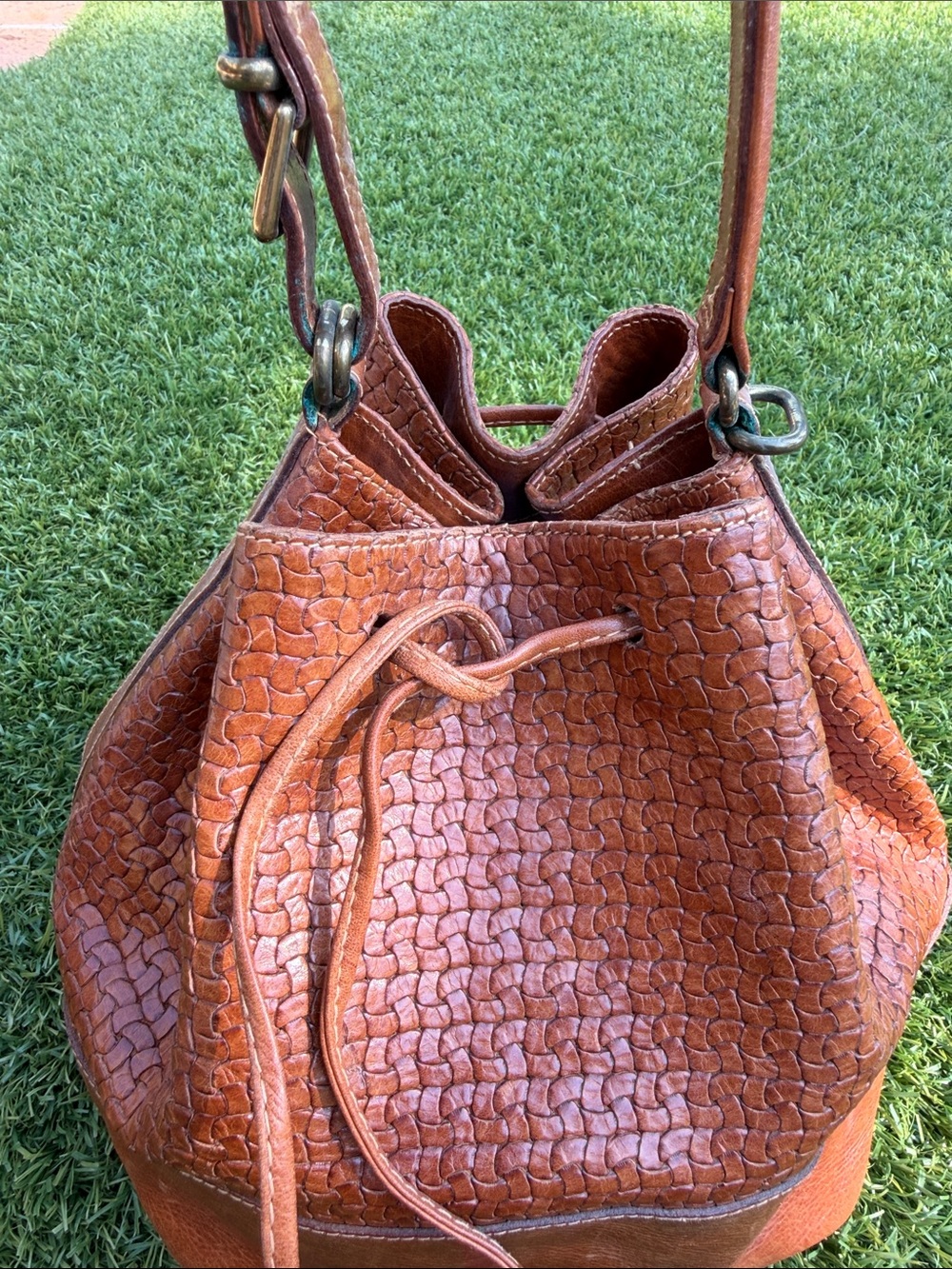 Furla Woven Brown Leather Drawstring Shoulder Bag - Picture 6 of 8